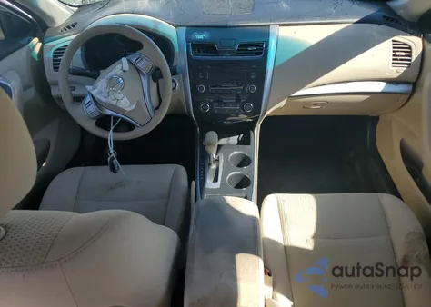 2015 Nissan Altima 2.5 из США, поврежденный, VIN 1N4AL3AP1FN381982